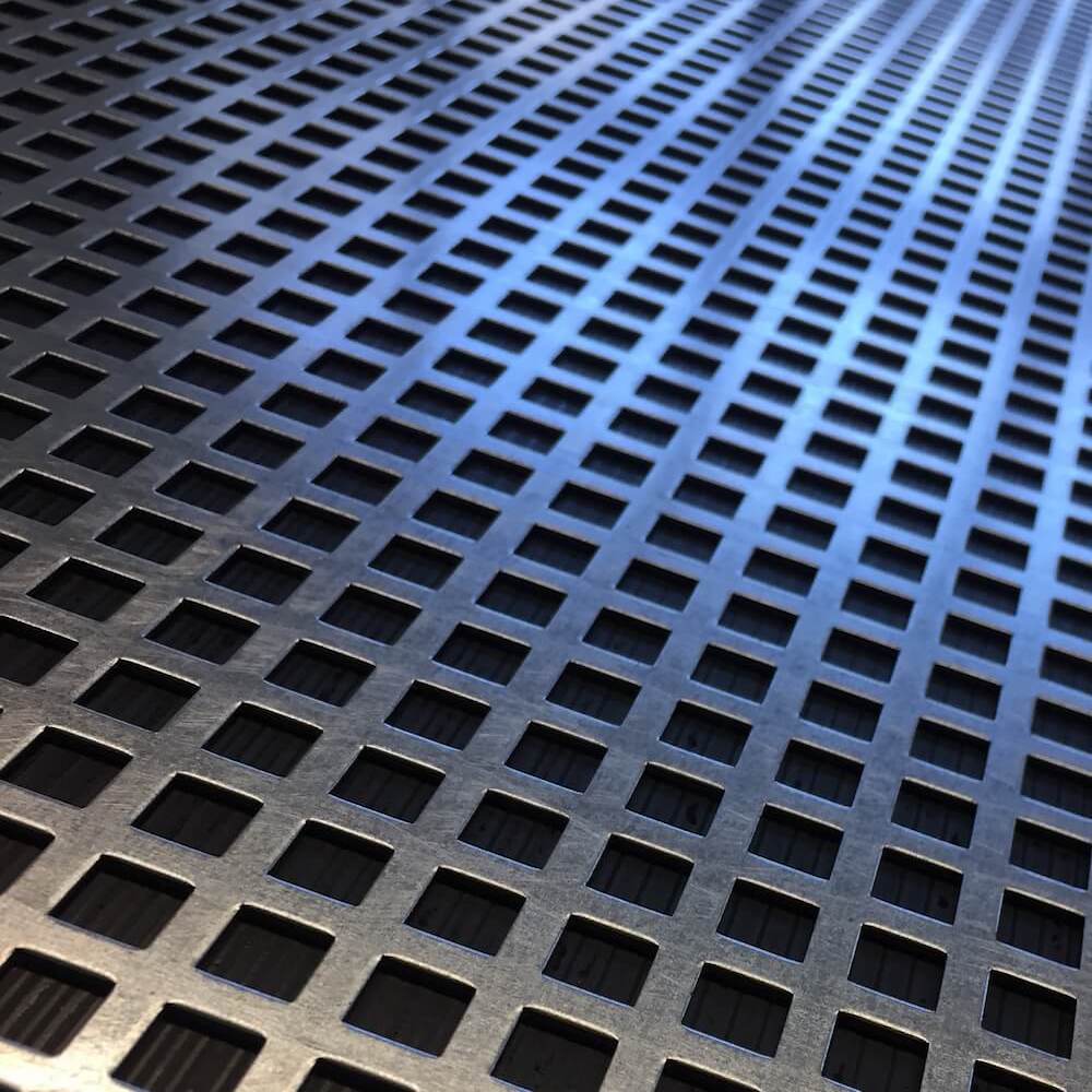 Blechzuschnitt aus Stahl verzinkt Lochblech, Quadratloch 10 mm - Stärke 1,5 mm